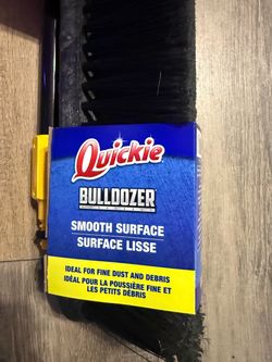 Quickie Bulldozer 24-in Poly fiber