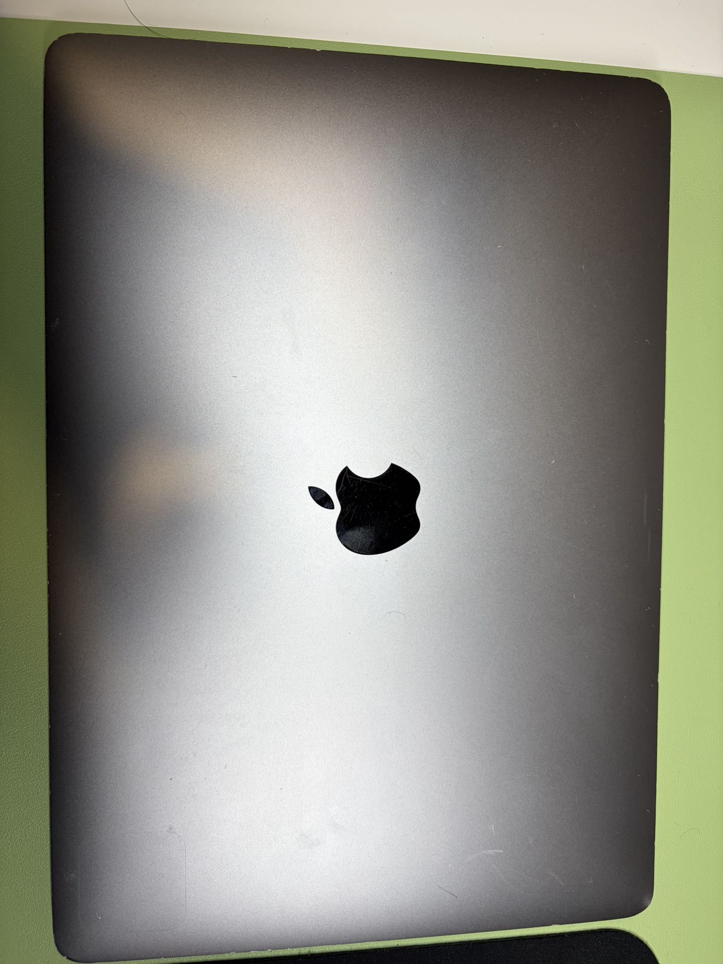 Apple MacBook M1 Air 13” A2337