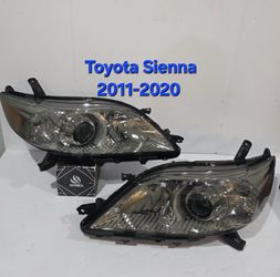 Toyota Sienna 2011-2020 Headlights