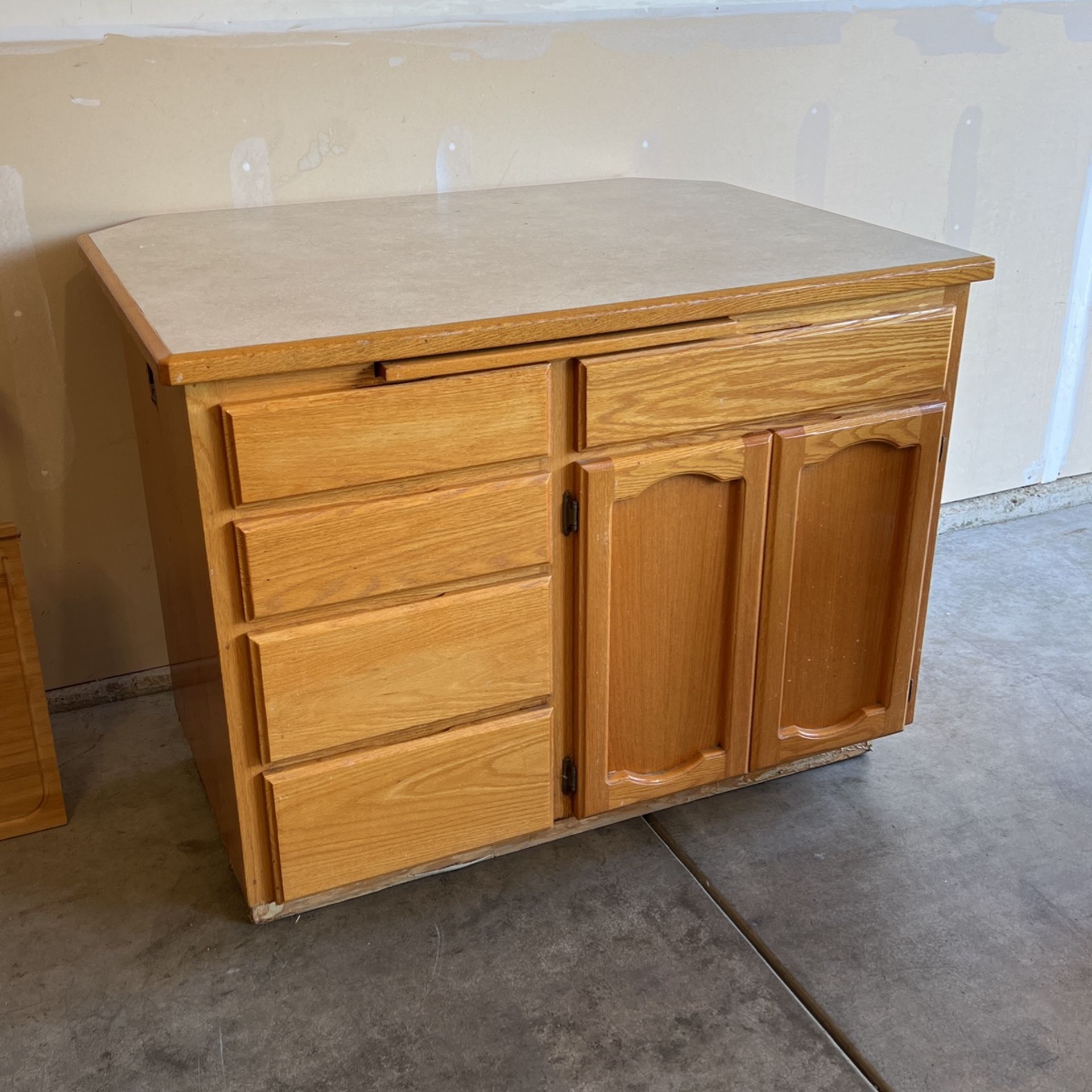 Kitchen Island for Sale in Everett, WA OfferUp