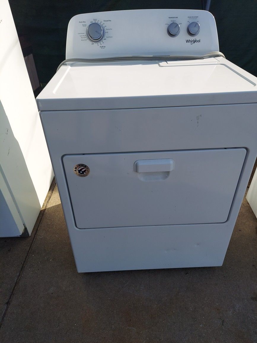 Whirlpool Electric Dryer Works Great ..hot