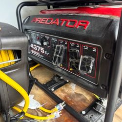 Predator 4375 Watt Max, 3500 Watt Running, Generator