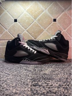 -Jordan 5 “OG Metallic Reimagined” -Size 10.5M -Used  -Icy ❄️ -Rep box  -Shipping available