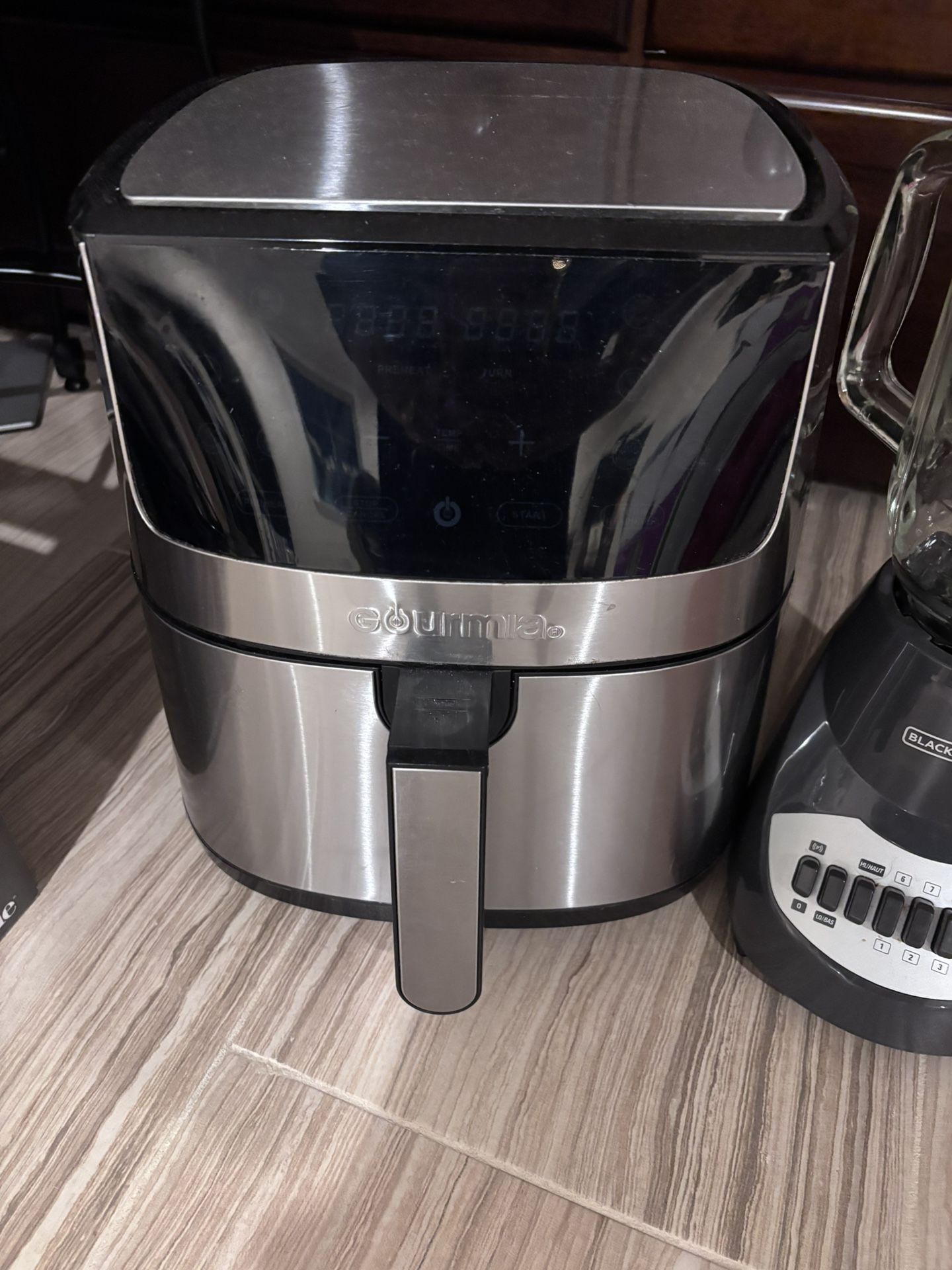 GOURMIA Air Fryer 