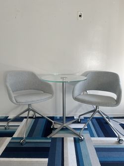 Chairs And Glass Circle Table 