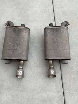 2013 Ford Mustang Left And Right Muffler Exhaust OEM