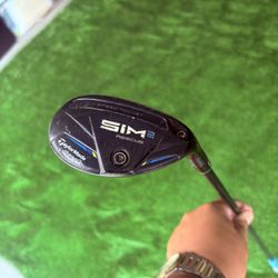 Taylormade Sim 2- 2Hybrid