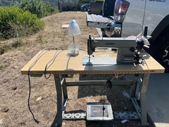 Juki DDL-5530 Industrial Sewing Machine with table