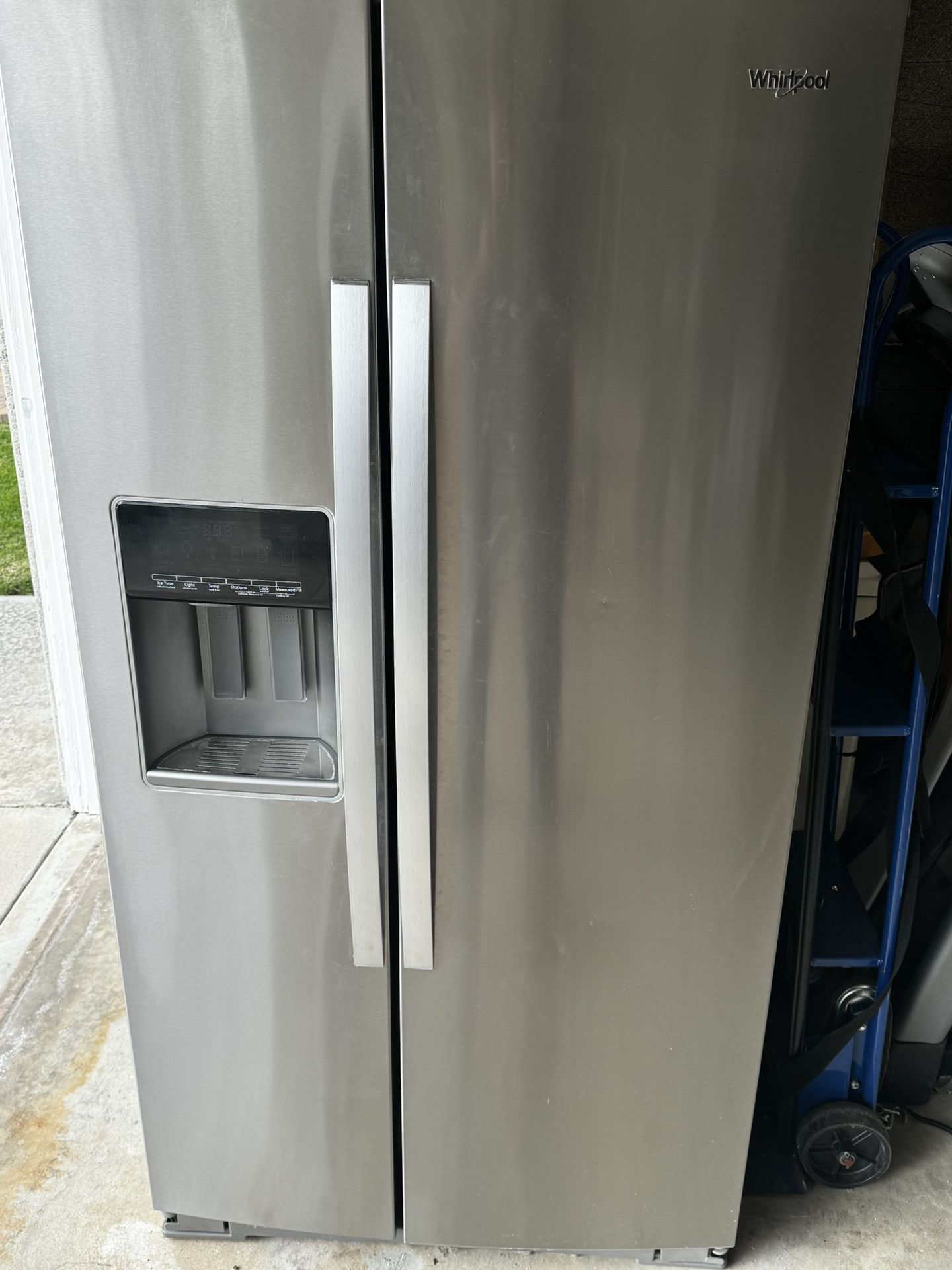 Whirlpool 20.6 Stainless steel Refrigerator 