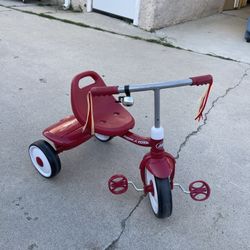 Kid’s Radio Flyer Tricycle 