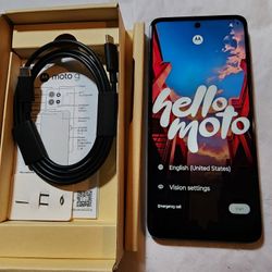 MOTO G 2025 NEW IN BOX TMOBILE, METROBYTIMOBILE,SPRINT, BOOST 