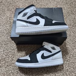 Air Jordan 1 Mid Diamond 💎 Sizes 6y,6.5y And 7y