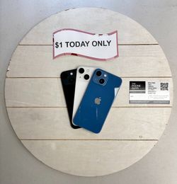 📱 iPhone 13 – Only $5 Down! Compact & Powerful!