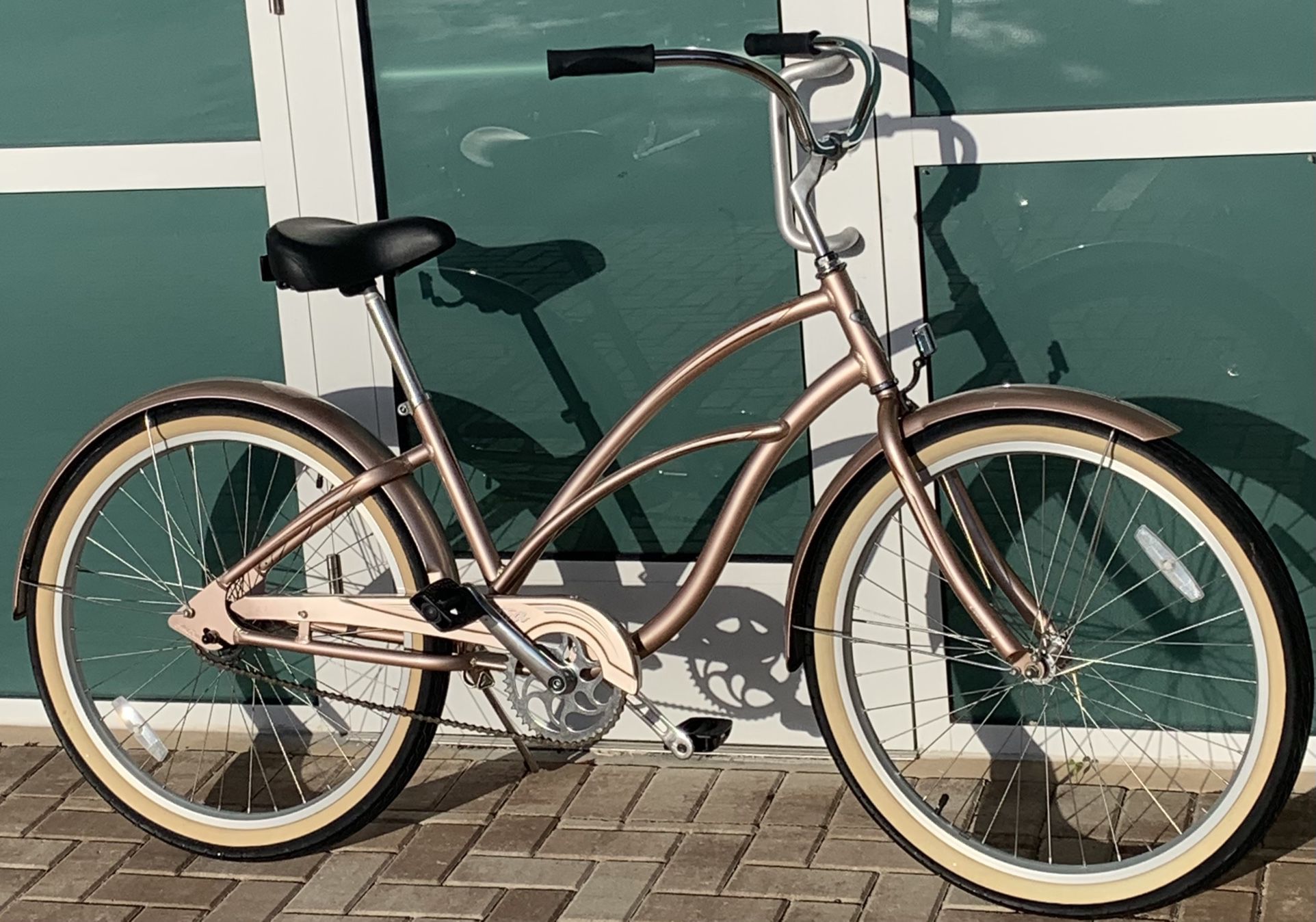 Electra Coaster1 Ladies 26” aluminum Cruiser Bicycle