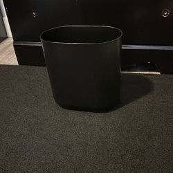 mini black trashcan 