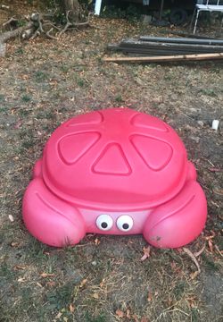Crab kids sandbox with cover Or pool