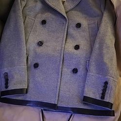 Burberry London Lambs Wool Cashmere Bateson Coat. 