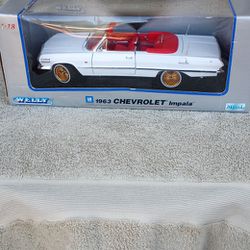 1963 Chevy Impala Convertible WELLY 1/18 