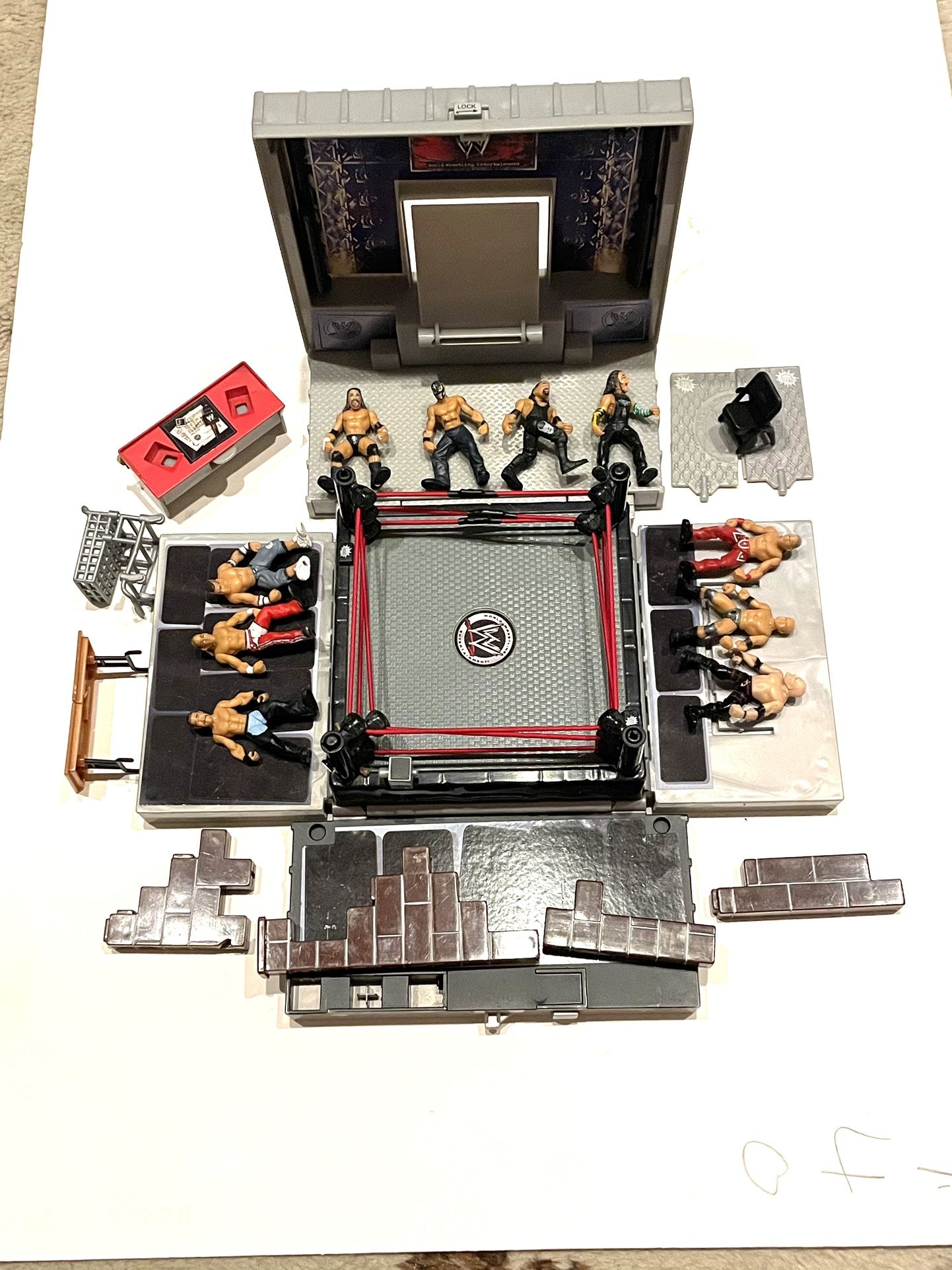 Toy: WWE Micro Aggression Crash and Bash Elimination Arena