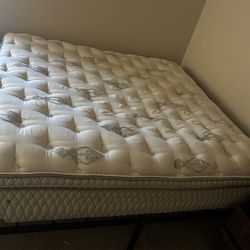 KING SIZE MATTRESS / BED