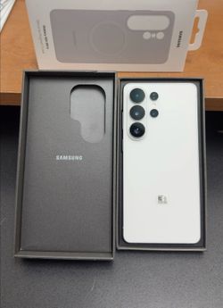New, Sealed Box. Samsung Galaxy S26 Ultra 1TB White (Unlocked)