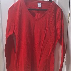 (BB - 44)   PORT & COMPANY WOMEN'S LONG SLEEVE V NECK T-SHIRT RED