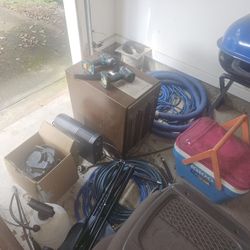 DEHUMIDIFIER 