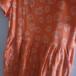 Short Sleeve Girls Pumpkin Dress Size 10