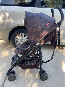Aprica Lightweight Compact Stroller - Perfect for Travel