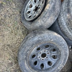 99-06 Chevy Tahoe Yukon Silverado Spare Wheels