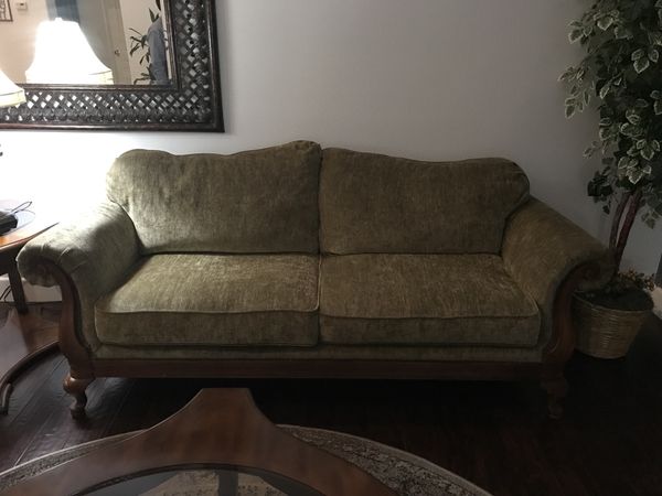Broyhill Sofa For In Rancho Cucamonga Ca Offerup