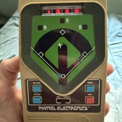 1978 Mattel Electronics Handheld Baseball Gaming Toy 