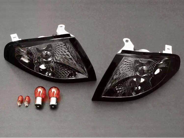 R32 SKYLINE GTR, GTS-T, SMOKED CORNER INDICATORS