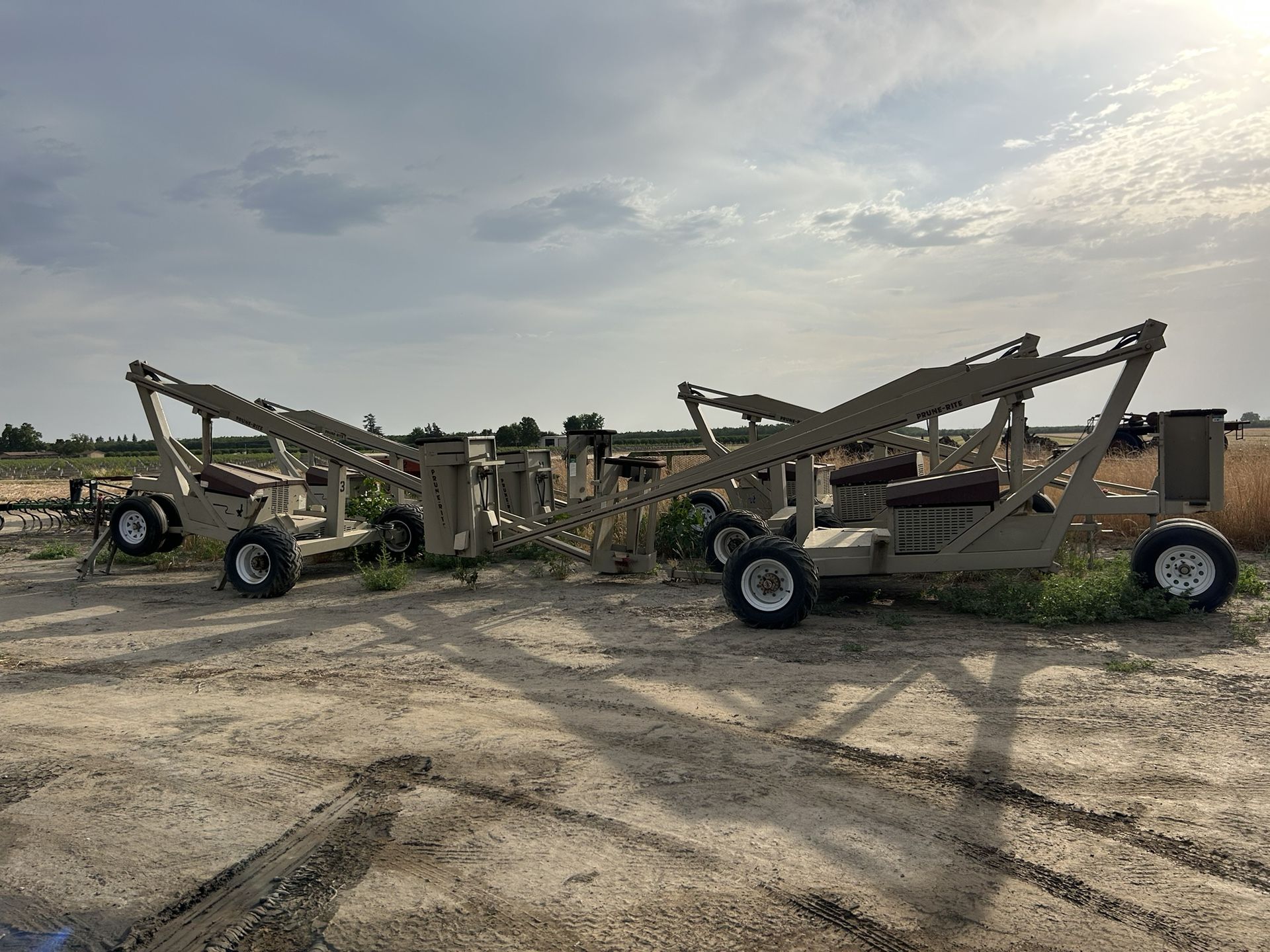 Jackrabbit Prune-Rite 25’ Pruning Towers