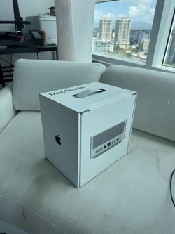 Apple Mac Studio M3 Ultra 512GB RAM 32-Core 80-Core GPU 4TB SSD