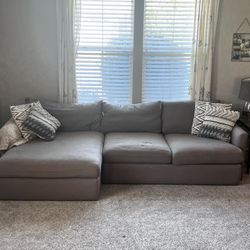 Crate And Barrel Lounge 2-Piece Sectional Sofa with Left Arm Chaise Lounge ( Down