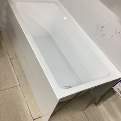 60” by 30” alcove tub, acrylic, right drain and left drain available for pickup 