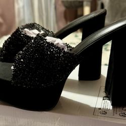 Zapatillas Negras Con Piedras De Brillo #8