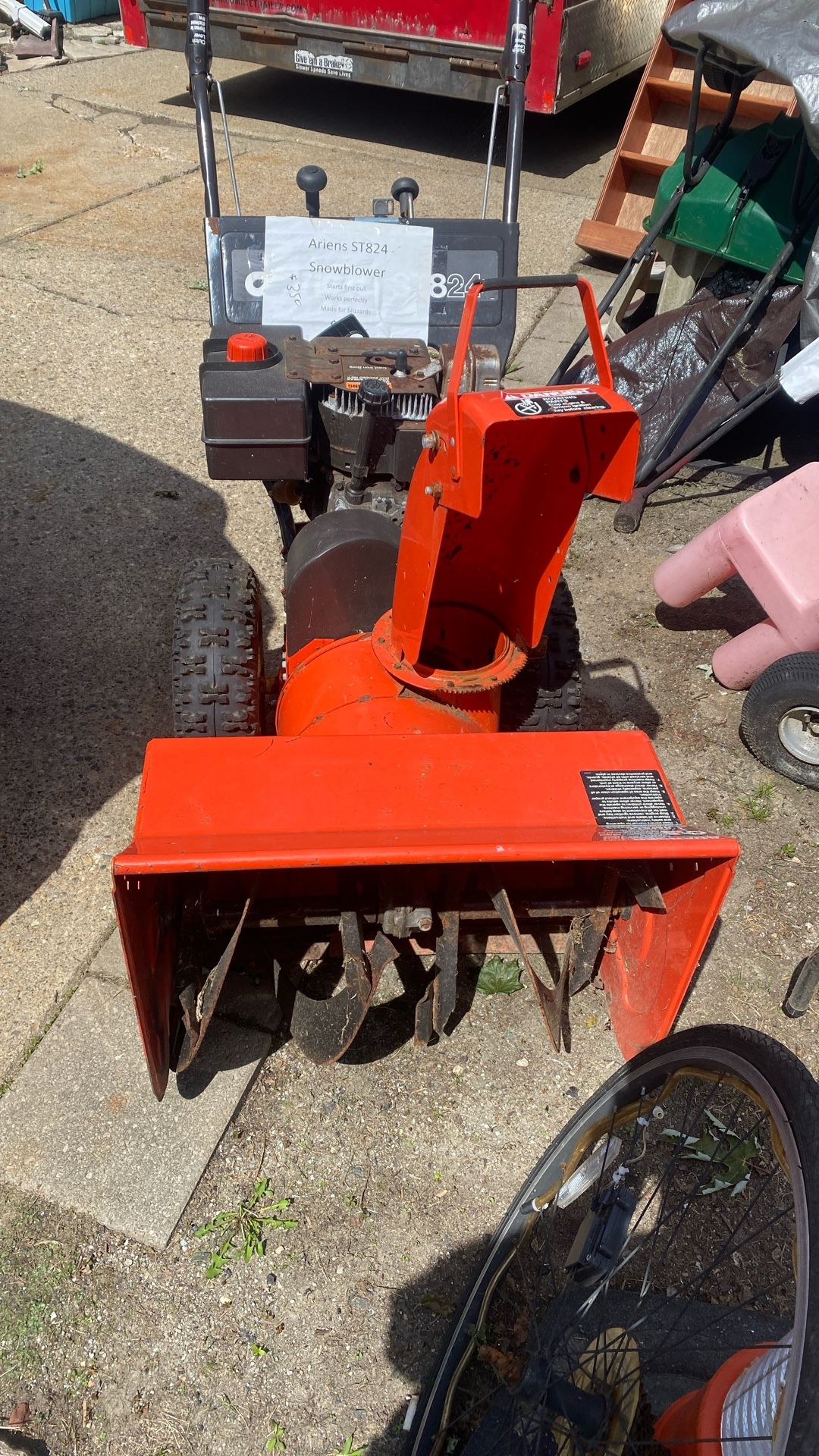 Ariens ST824 Two Stage Snowblower