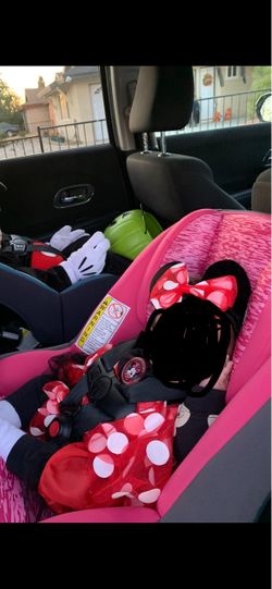 Minnie Mouse costume