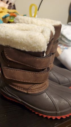 Snow boots-Thermolite size 7
