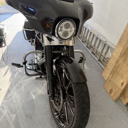 Custom Harley Davidson street glide 2015