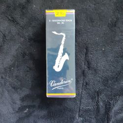 2 1/2 Saxophone TENOR  Reeds