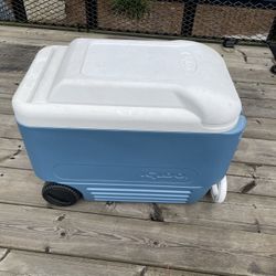 Igloo Wheelie Cooler