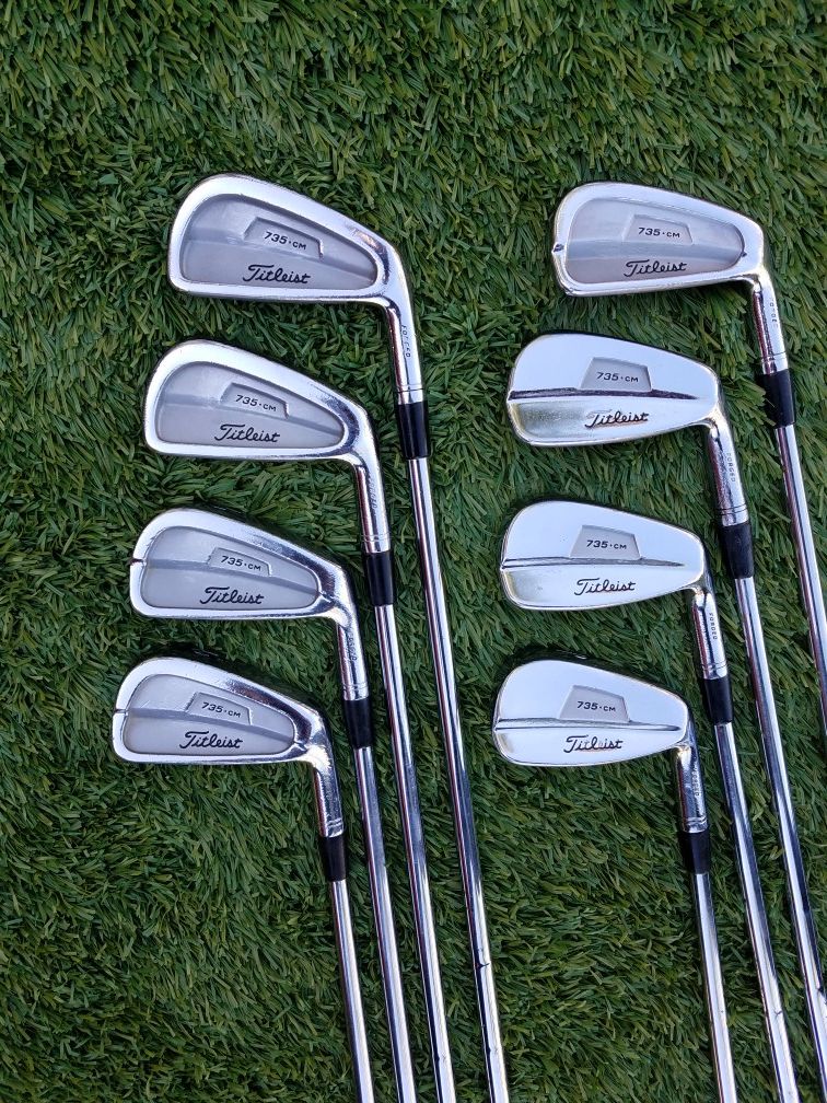 TITLEIST 735-CM FORGED IRONS (3-PW) True Temper Dynamic gold S300 Stif