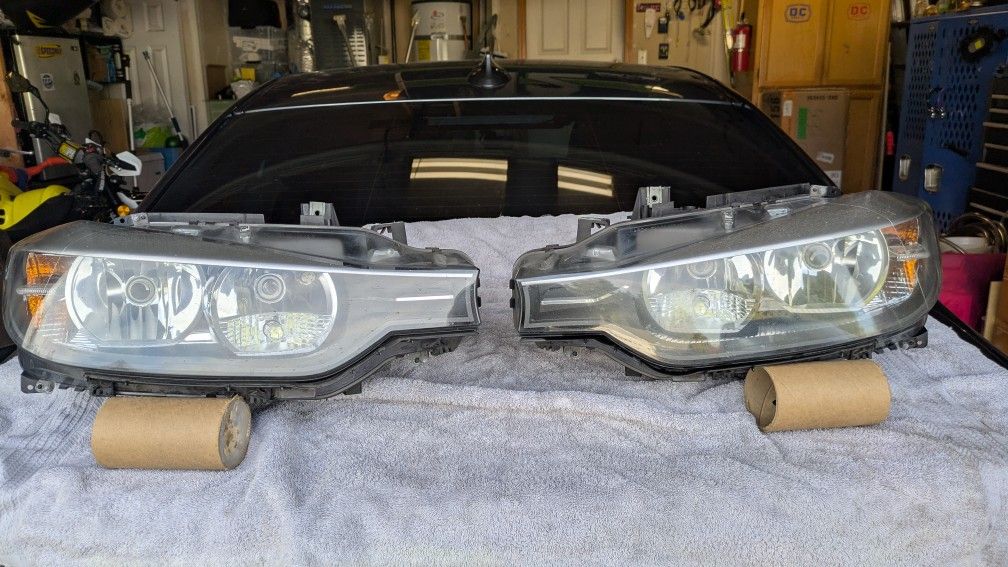 BMW Headlight Assembly