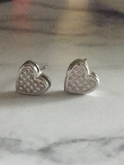Heart ❤️ stud earrings