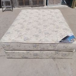 Serta Queen Pillowtop Mattress And Box Spring 