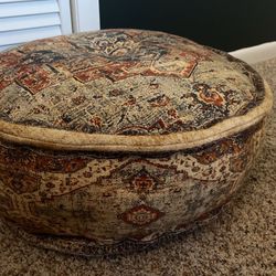 Beautiful Moroccan Pouf Chair / Floor Cushion - New 