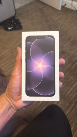 iPhone 17e new in the box never used